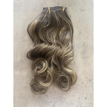 Hullámos, sötétbarna melíros vasalható I. osztályú csatos 50-55cm szintetikus haj (27)