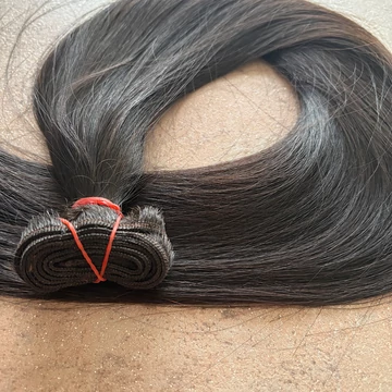 Tresszelt sötétbarna vékonyszálú 50cm natúr 100% eredeti haj/1gr