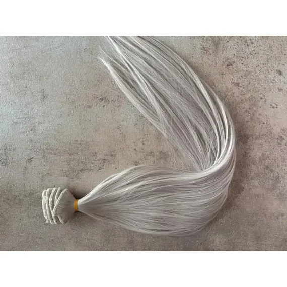 Ezüst egyenes vasalható csatos 60cm szintetikus haj