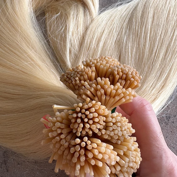 Platina szőke, tincses 60-65cm 100% eredeti emberi haj/1gr