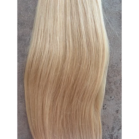 Festett bézs tresszelt 40cm 100% eredeti haj/1gr