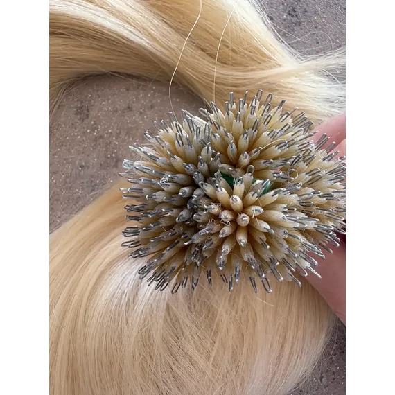 Nano gyűrűre tincsezett hamvas bézsre festett szőke 40-45cm 100% eredeti emberi haj/1gr