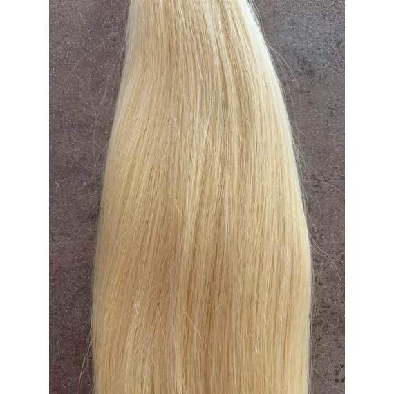 Platina szőke tresszelt 45cm 100% eredeti emberi haj/1gr