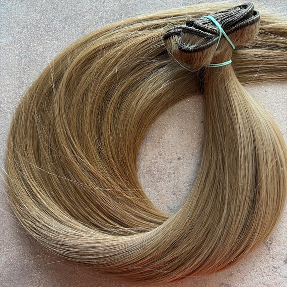 Festett 8-as barna színű tresszelt 100% eredeti emberi haj 75-77cm/1gr