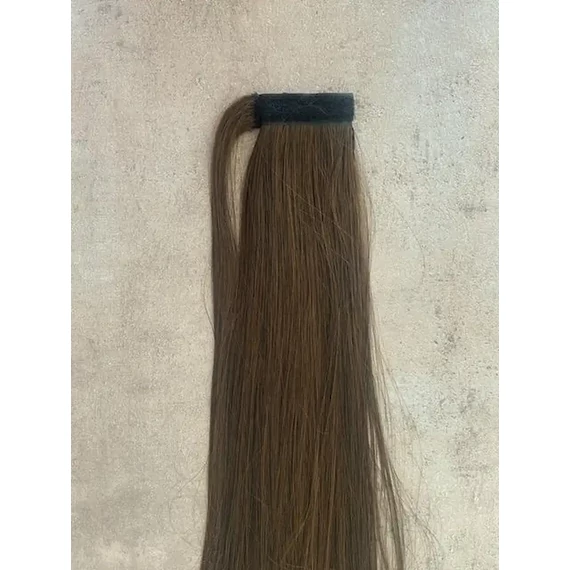 Csokibarna egyenes vasalható szintetikus copf 60cm (25)